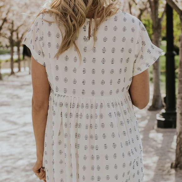 Roolee | Emmi Babydoll Dress - Picture 4 of 8